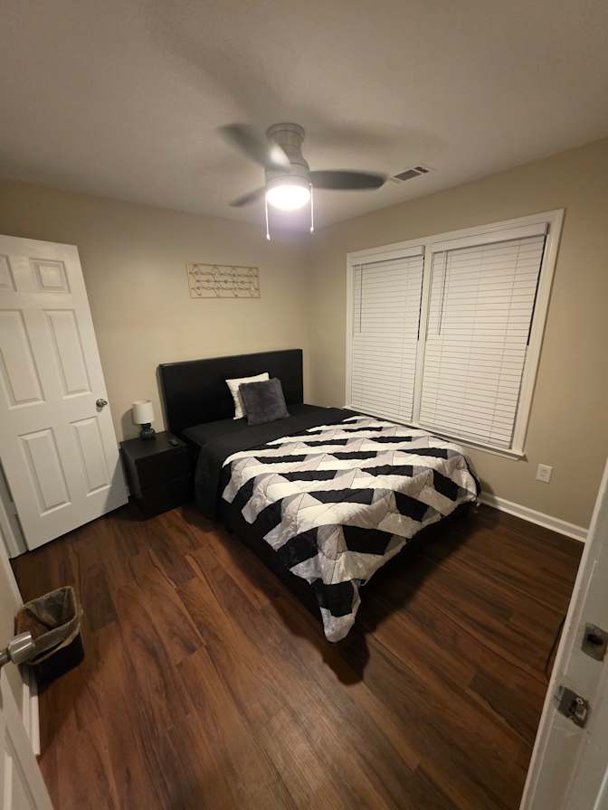 CL&C Property Management and Consulting's room