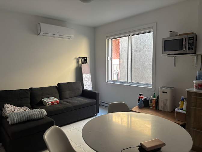 Gokce's room