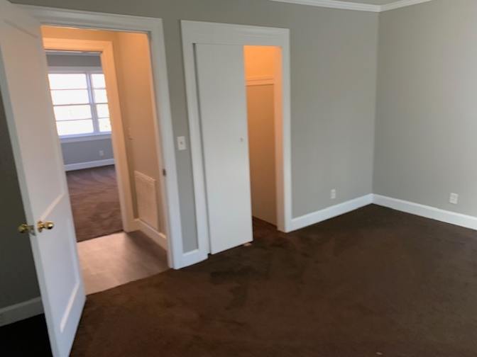 Alcove Rooms's room
