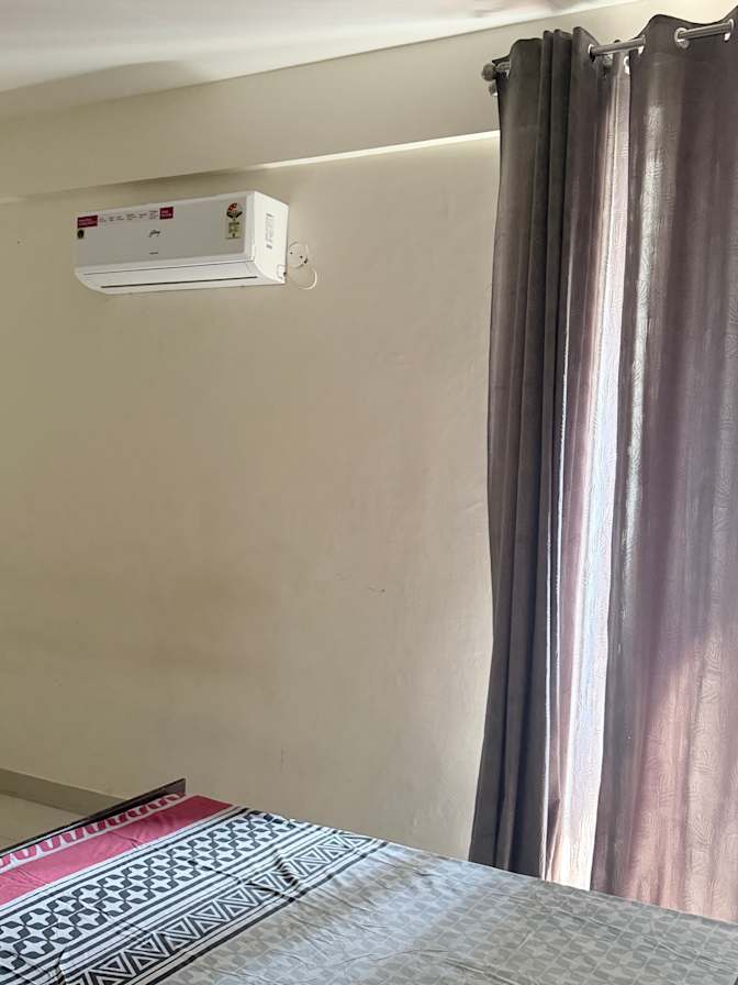 sana's room