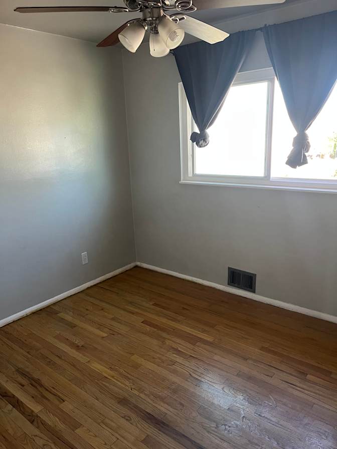 Tia's room