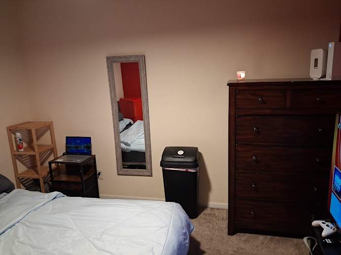 Professor Carlos's room