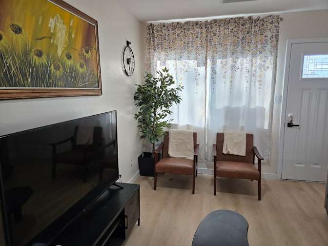 Oluwatoni Aderoju's room