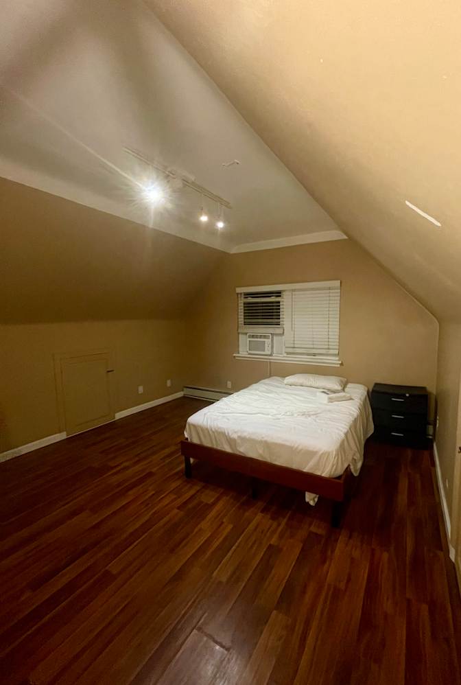 Hoss's room