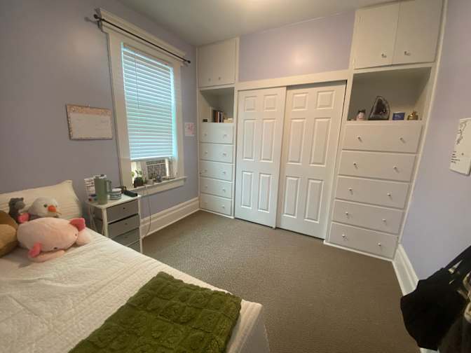 Gwen's room