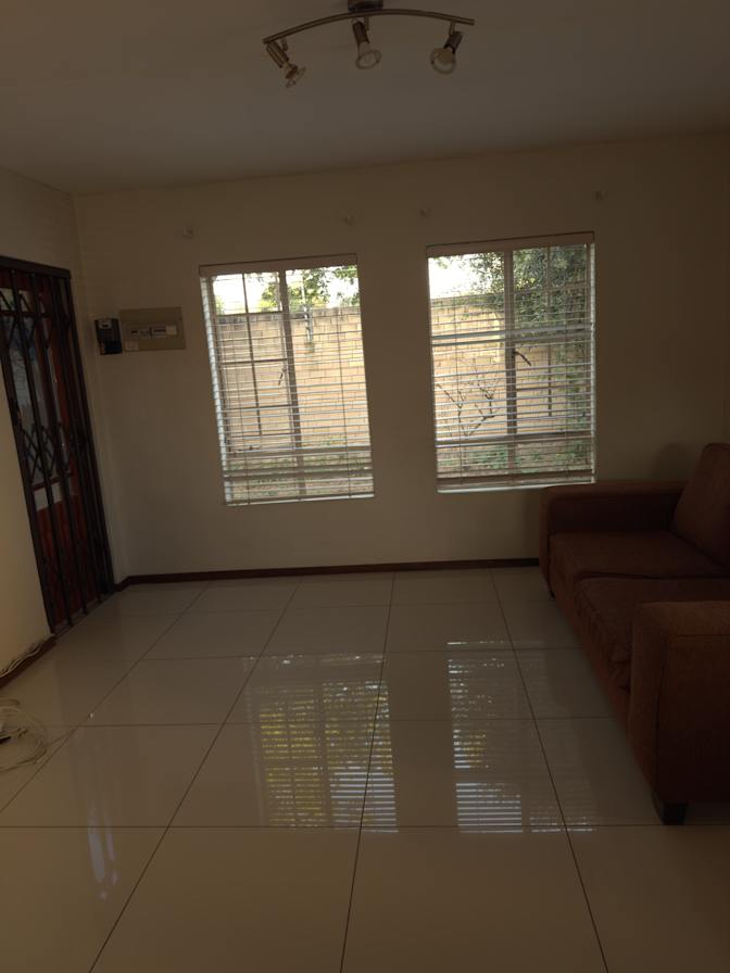 Nomusa's room