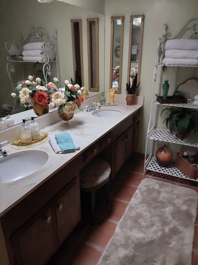 Kay Ruffalo's room