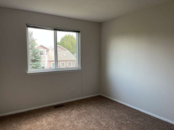 Tom's room