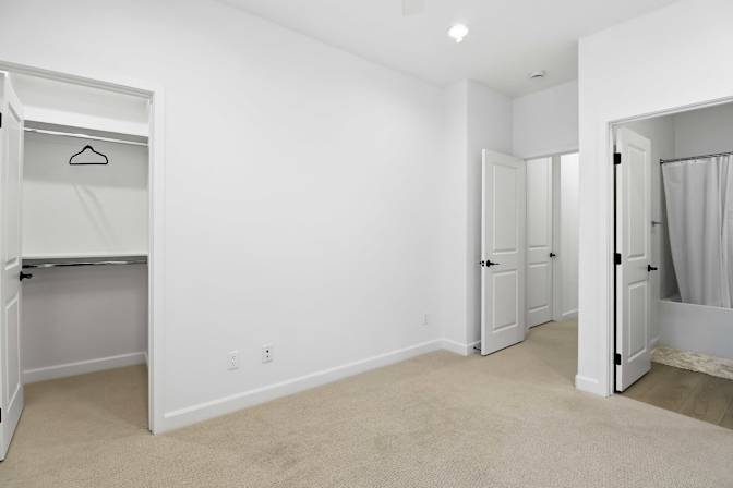 Jennifer's room