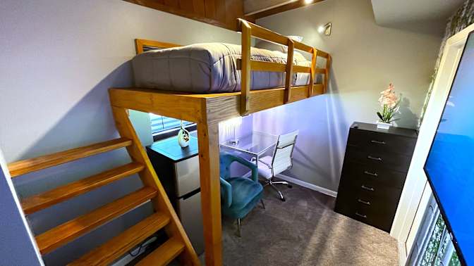 Julian Guerrero's room