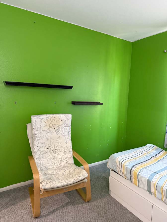 Roxana's room
