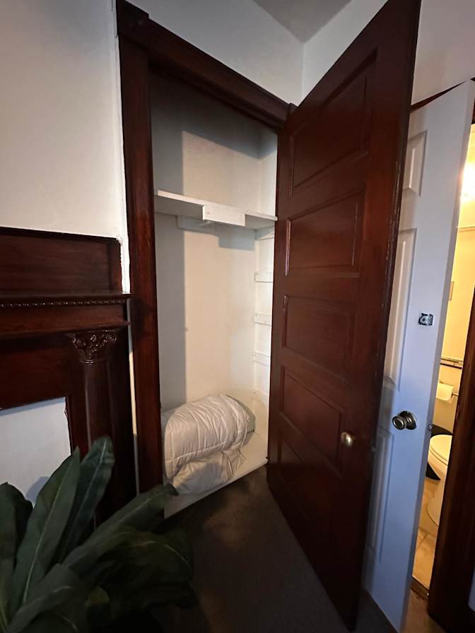 Rose Tekcan's room