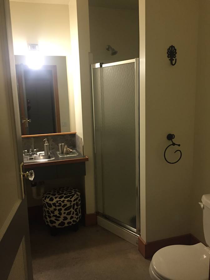 Cindy's room