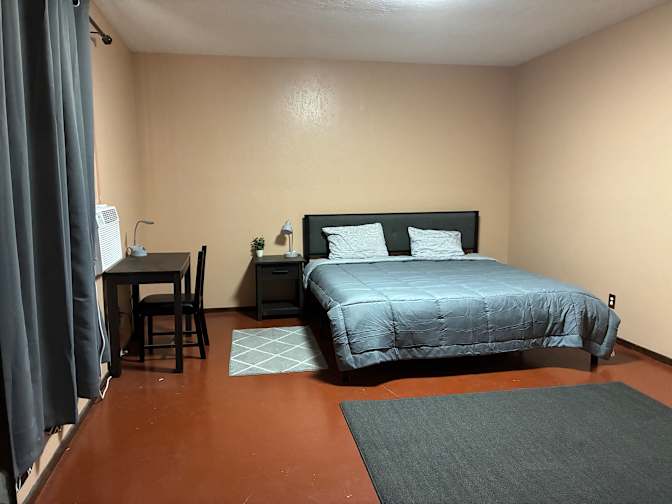 Robert Martinez's room