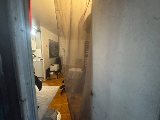 Kellz's room