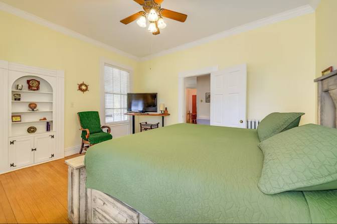 Peter's room