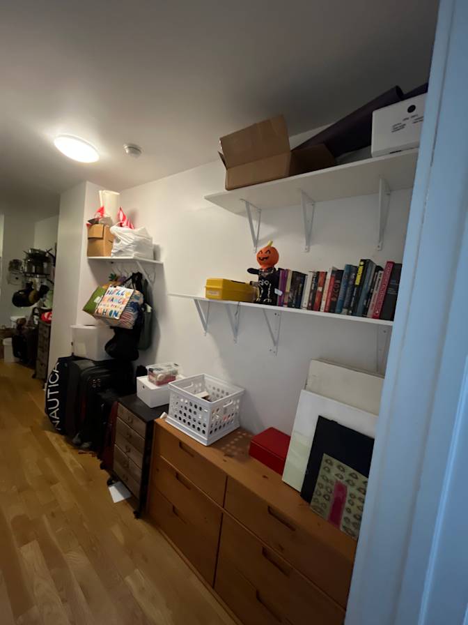 Melissa Bongarzone's room