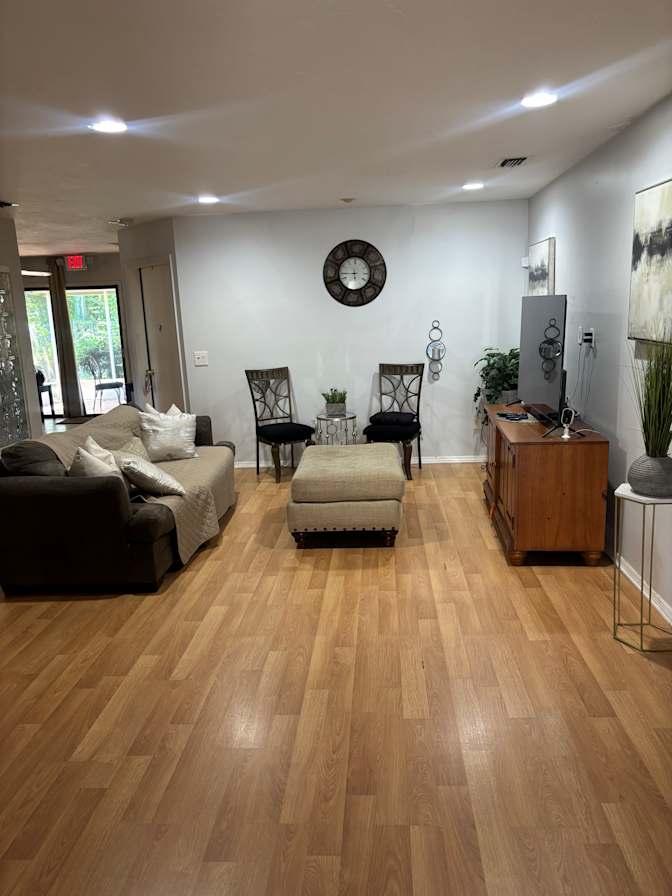 Patria Barnes's room