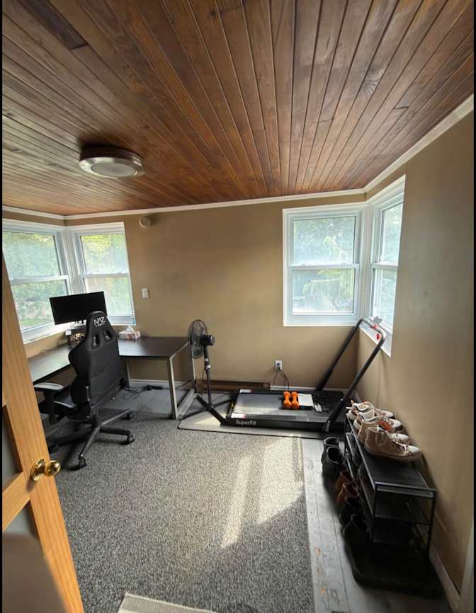 Rusty Tedball's room