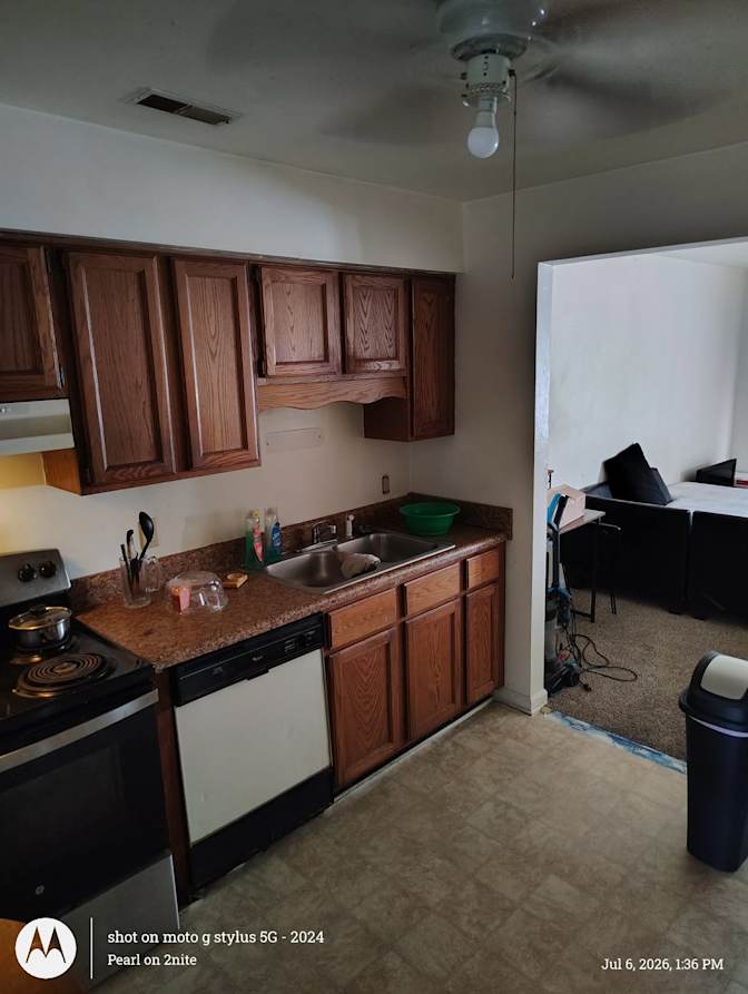 Virdilia C McGhee's room