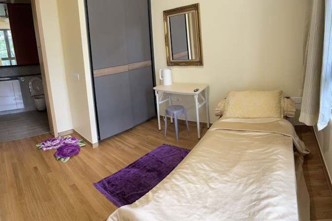 Keng Ling's room