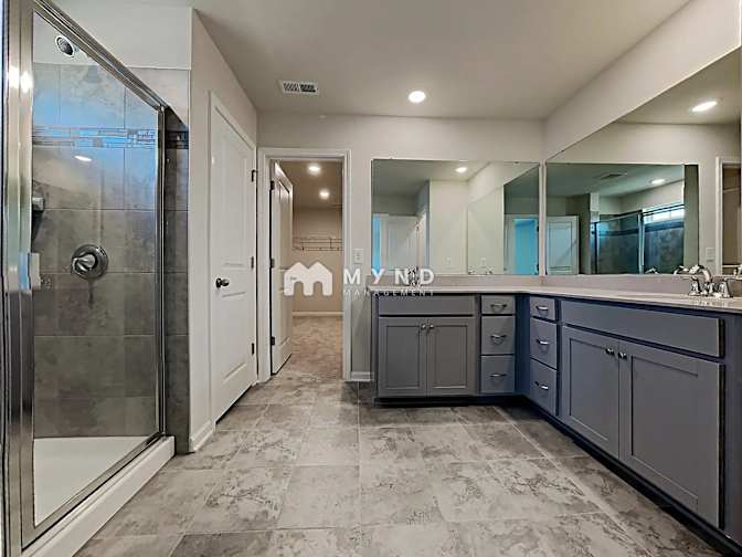 Alcove Rooms's room