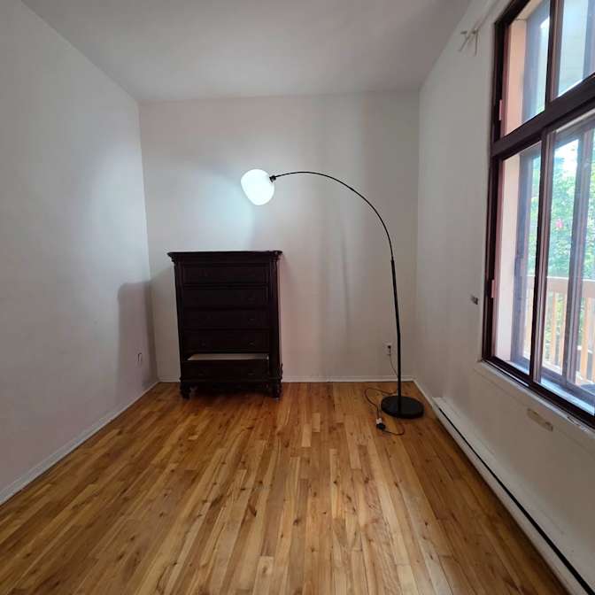 Mya Mackenzie's room