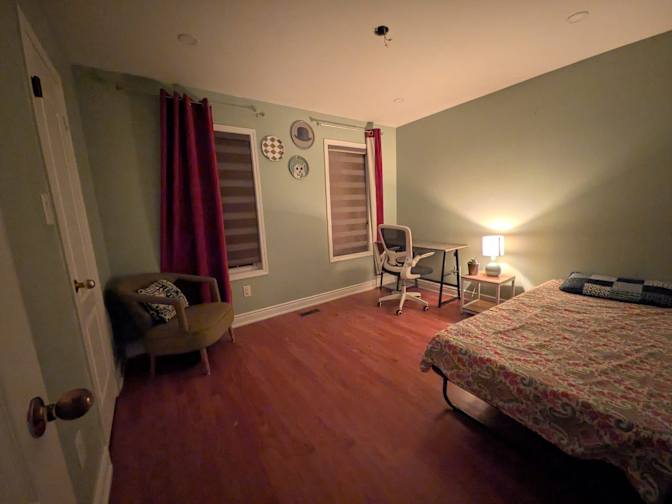 Kuldip Mishra's room