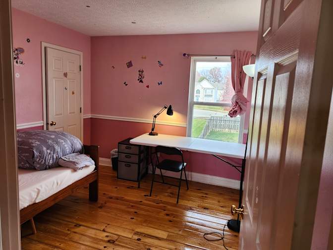 Ven's room