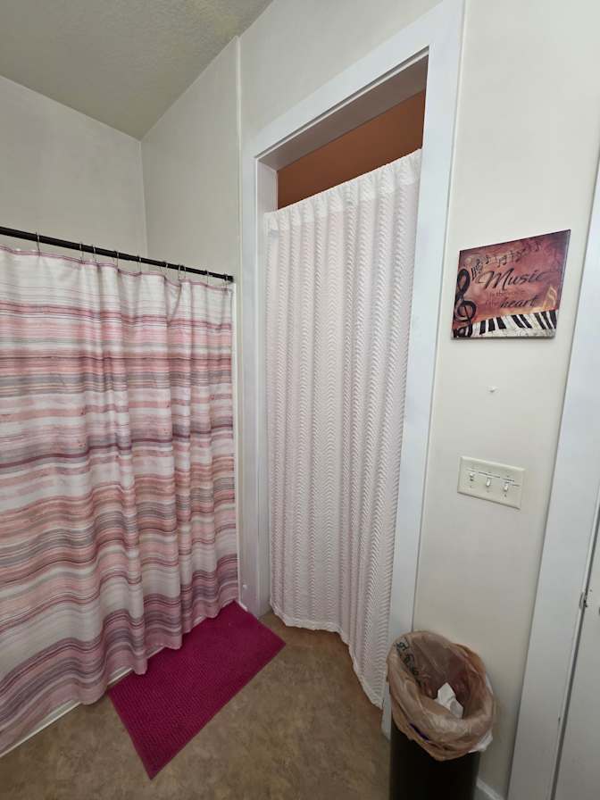 CL&C Property Management and Consulting's room