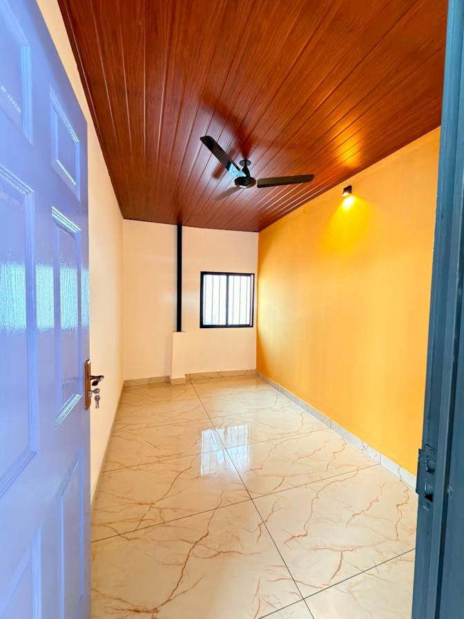 Anantha Kriishnan's room