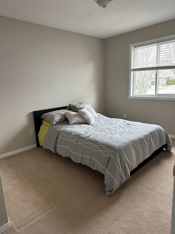 Isabelle's room