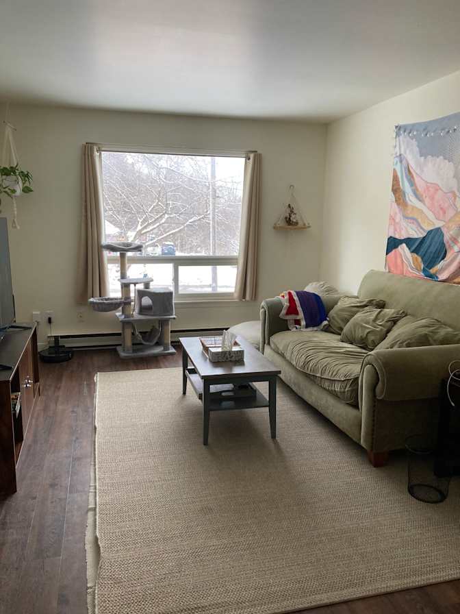 Everett's room