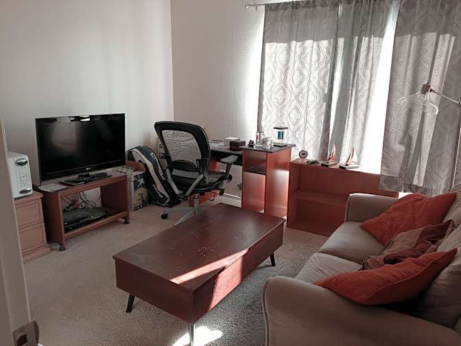 R's room