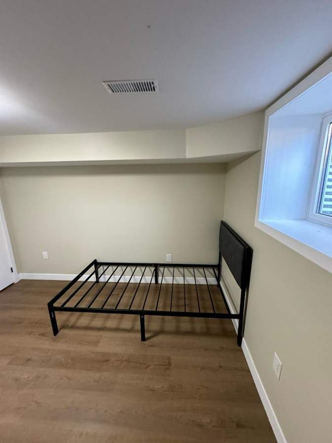 Room Rent Scarborough's room