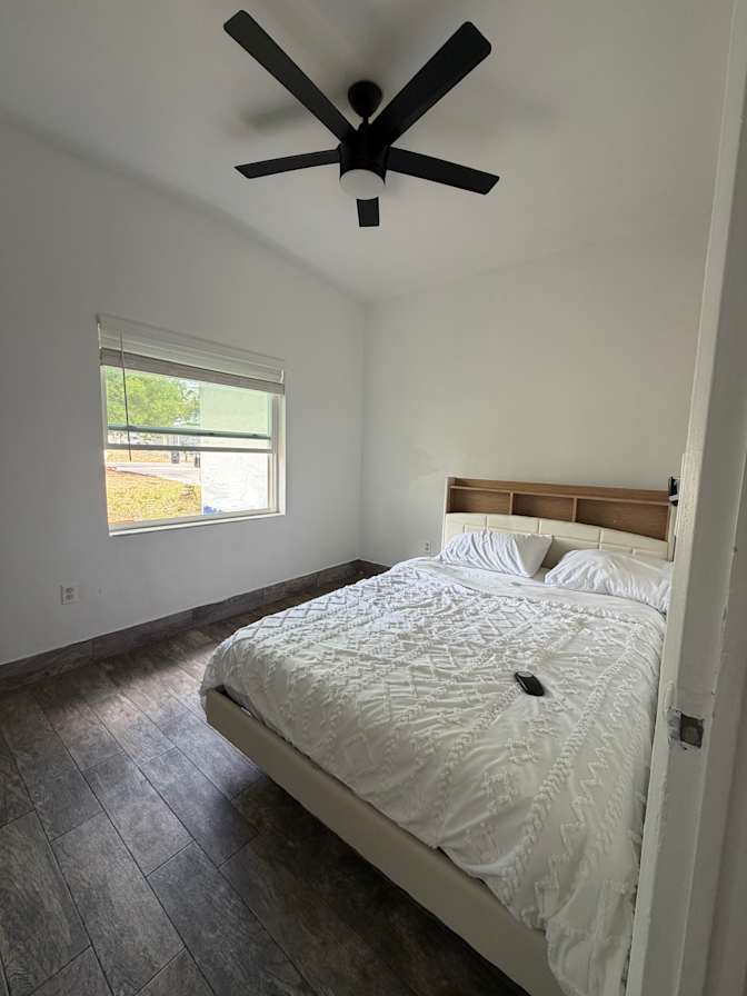 Sergio's room