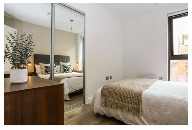 Toyo Awoniyi's room