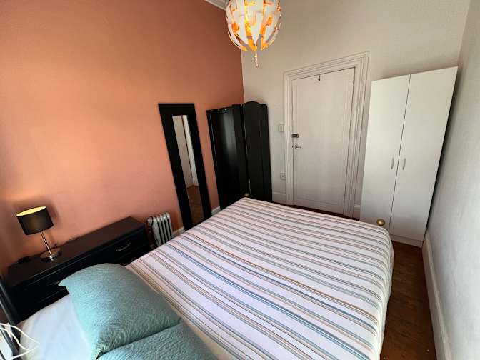 Remle Vose's room