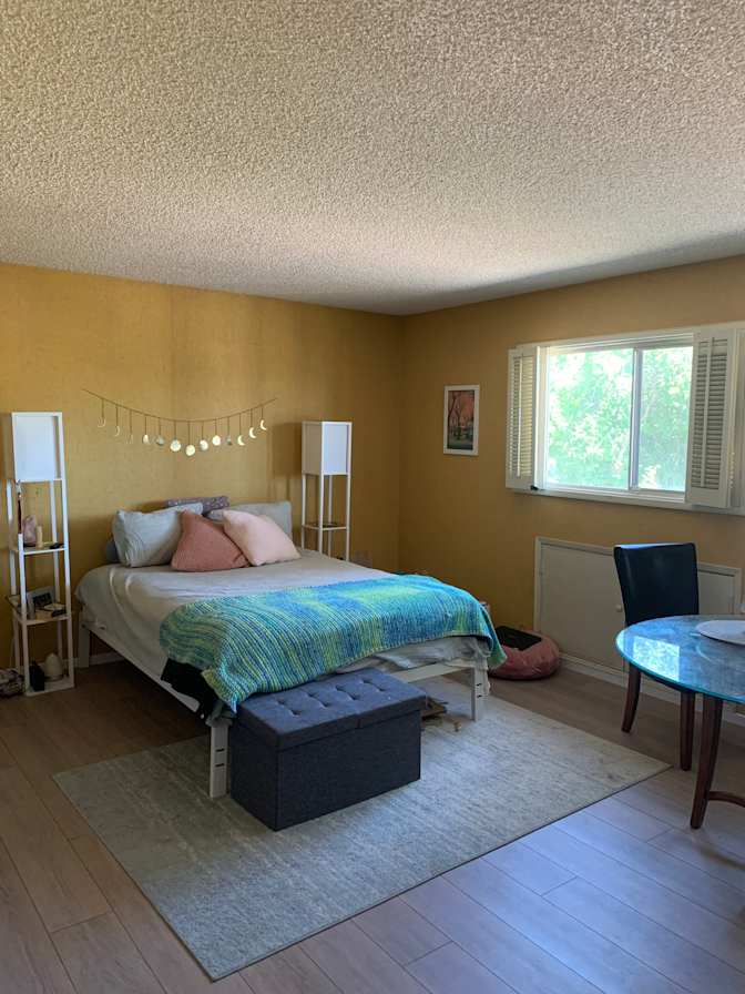Caitlyn's room