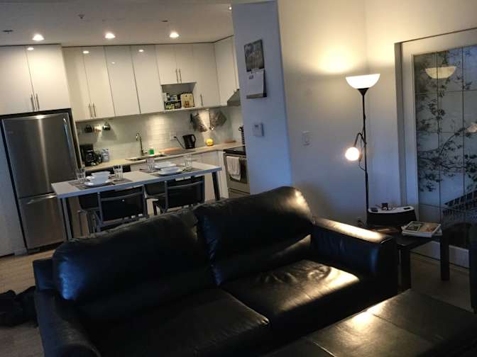 Cléo and Carl's room