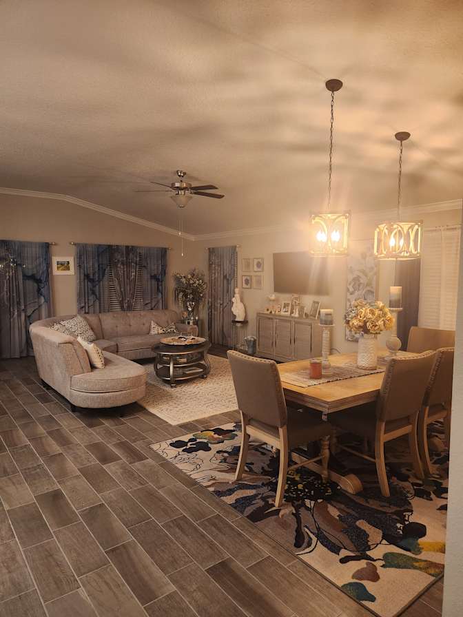 Donna's room