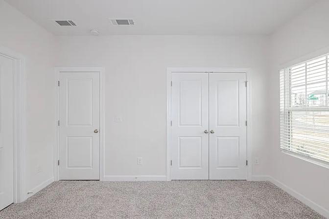 Alcove Rooms's room