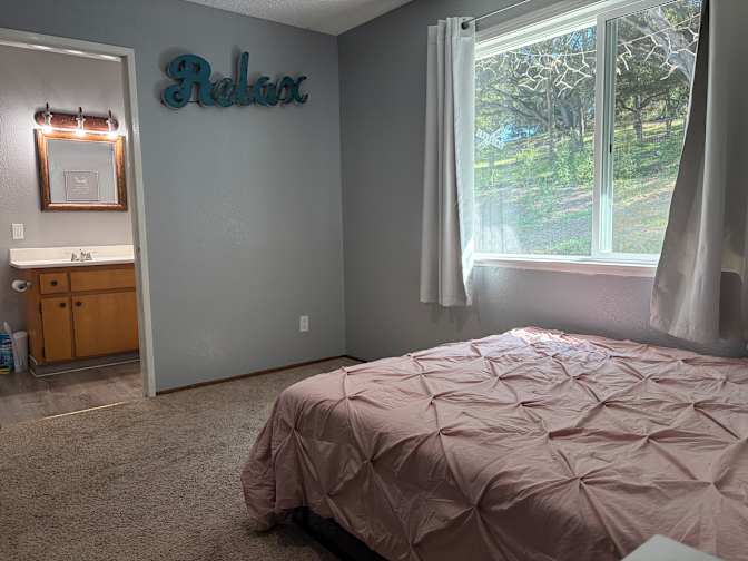 Lisa's room