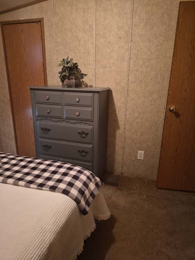 DETRICE's room