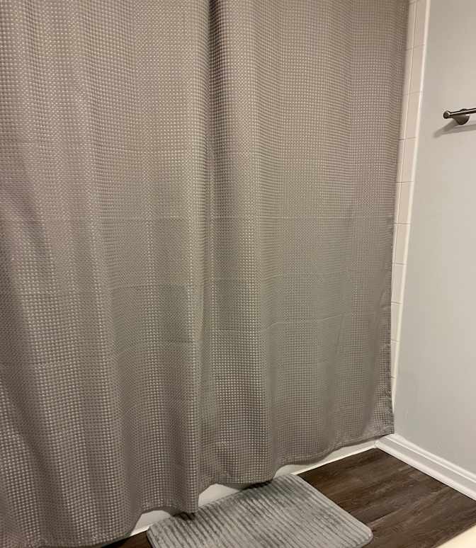 Deonarine's room