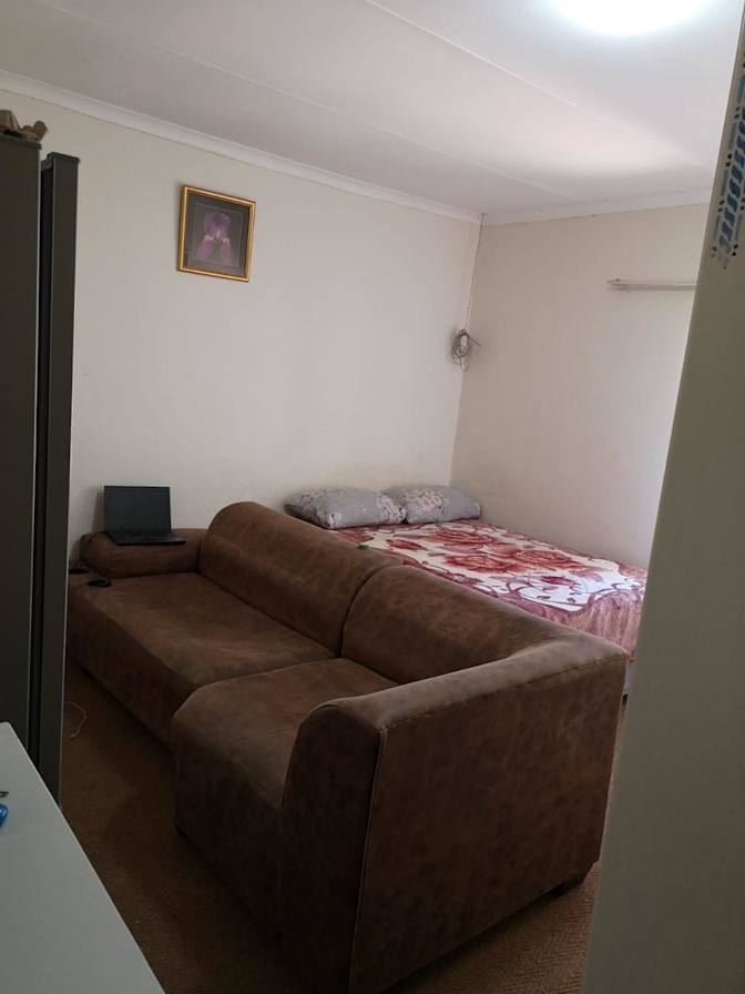 Kevine Yondo's room