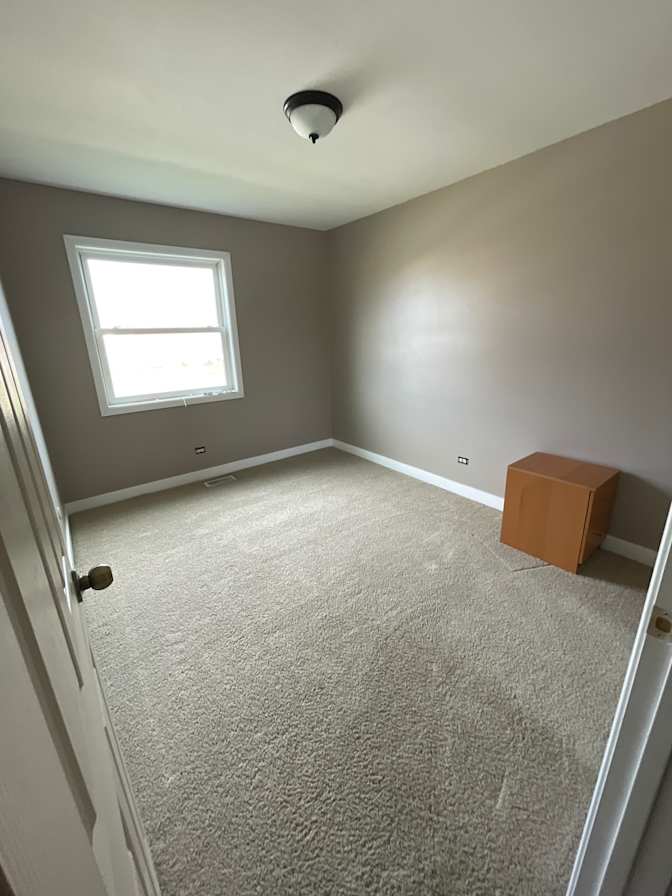 Jonas's room