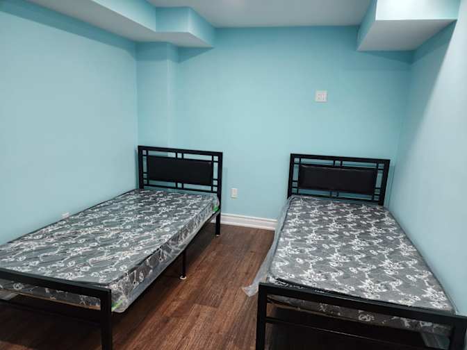 Sunaizaa Pathman's room