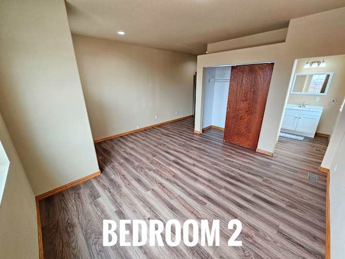 HomeCrew's room