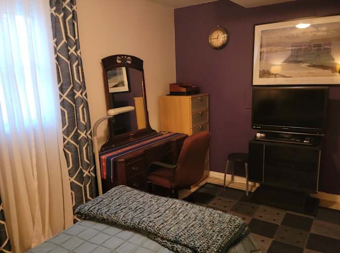 Ario's room